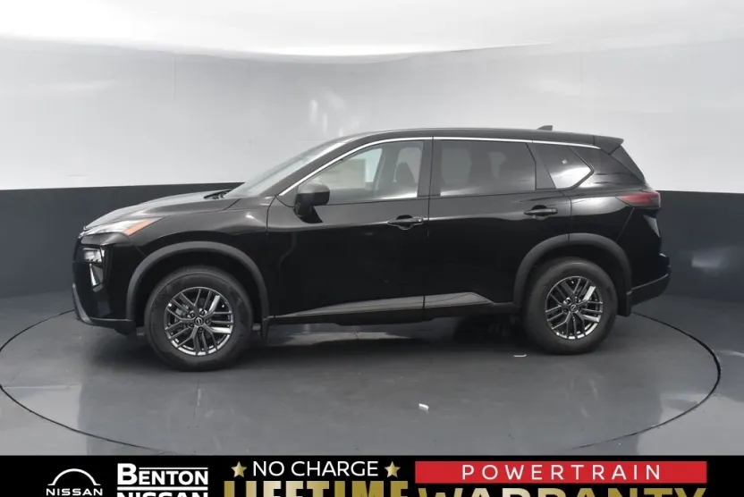2026 Nissan Rogue S photo 1