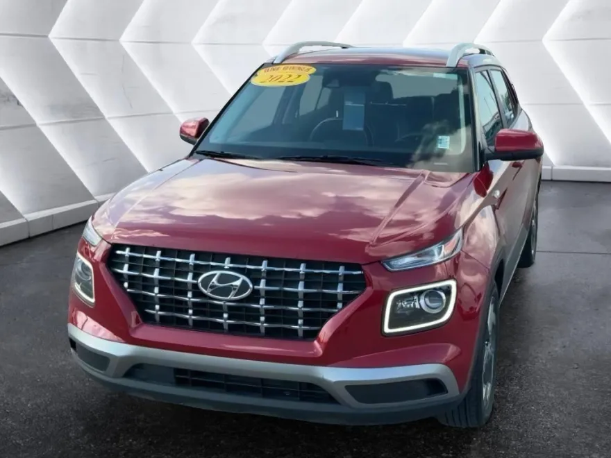 2022 Hyundai Venue SEL Limited photo 1