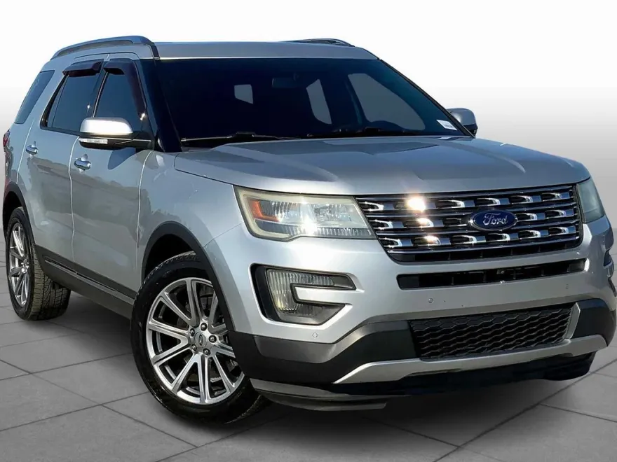 2016 Ford Explorer Limited photo 1
