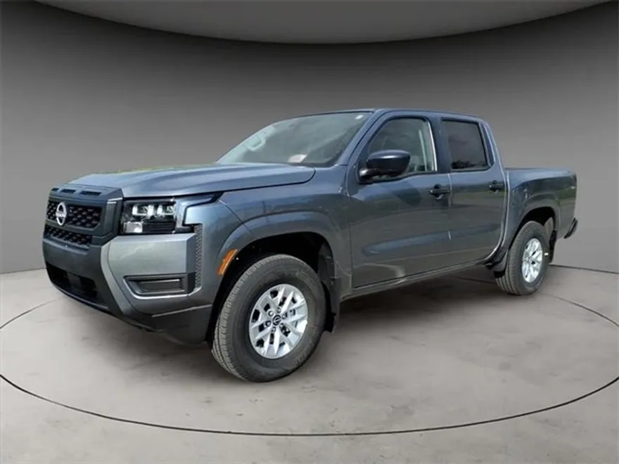 2026 Nissan Frontier Crew Cab S photo 1