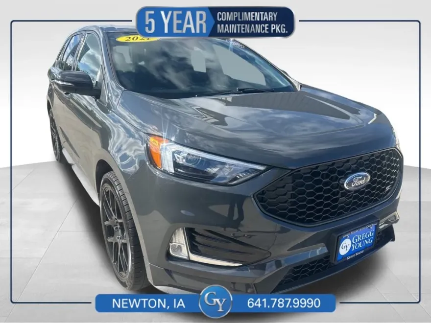 2021 Ford Edge ST photo 1
