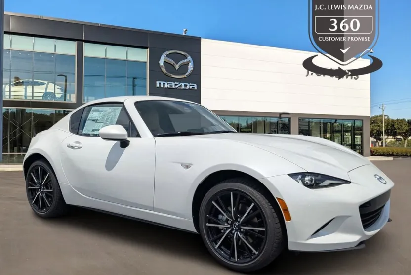2025 Mazda MX-5 Miata Miata RF Grand Touring photo 1