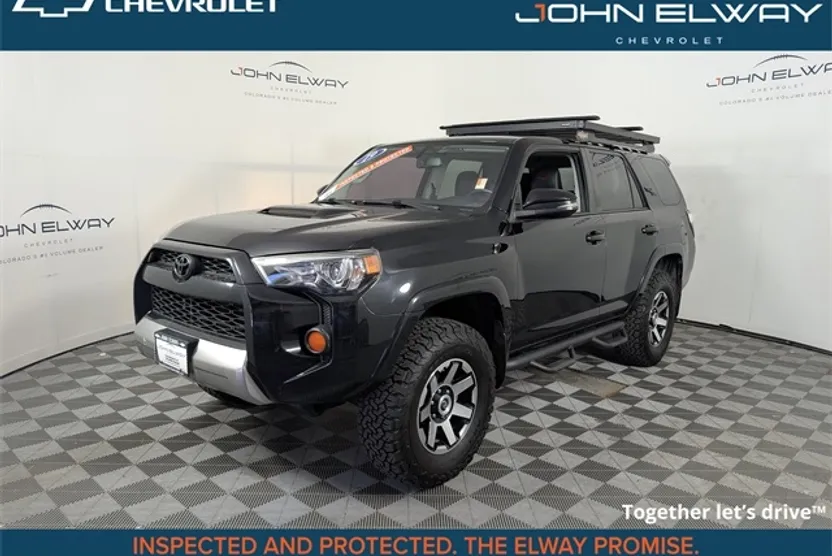 2019 Toyota 4Runner TRD Off-Road Premium photo 1