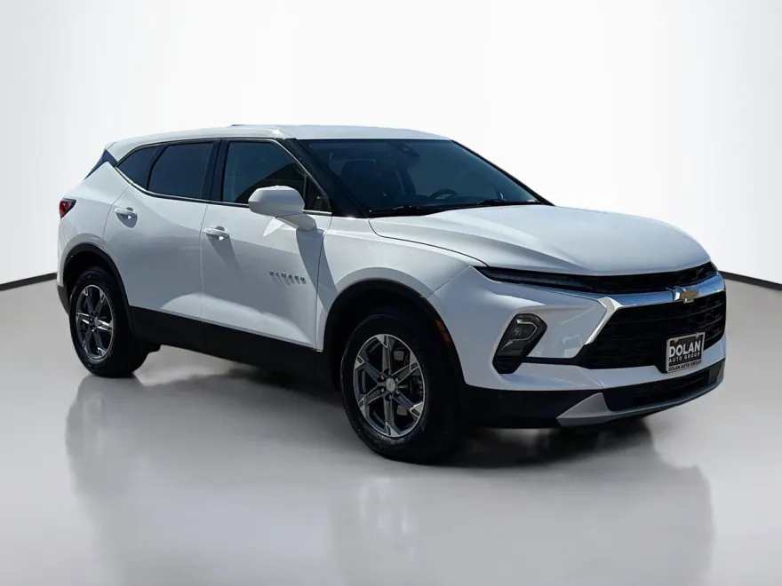 2023 Chevrolet Blazer 2LT photo 1