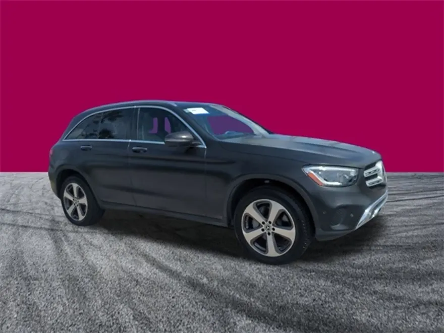 2022 Mercedes Benz GLC 300 photo 1