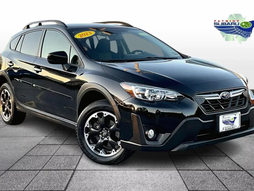 2023 Subaru Crosstrek Premium photo 1
