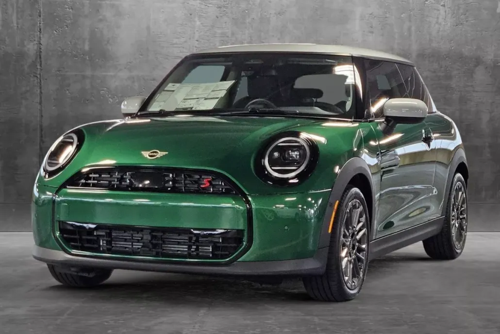 2025 Mini Cooper 2 Door Hardtop S photo 1