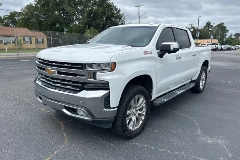 2021 Chevrolet Silverado 1500 LTZ photo 1