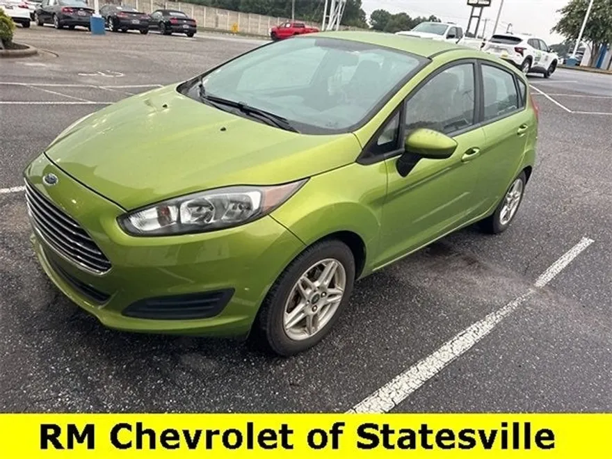 2019 Ford Fiesta SE photo 1