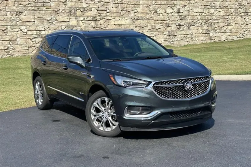 2020 Buick Enclave Avenir photo 1