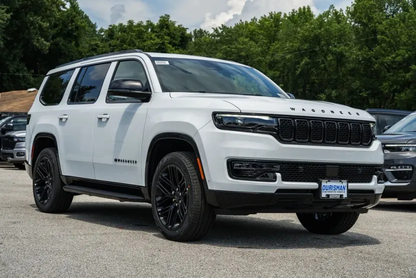 2025 Jeep Wagoneer Series II photo 1