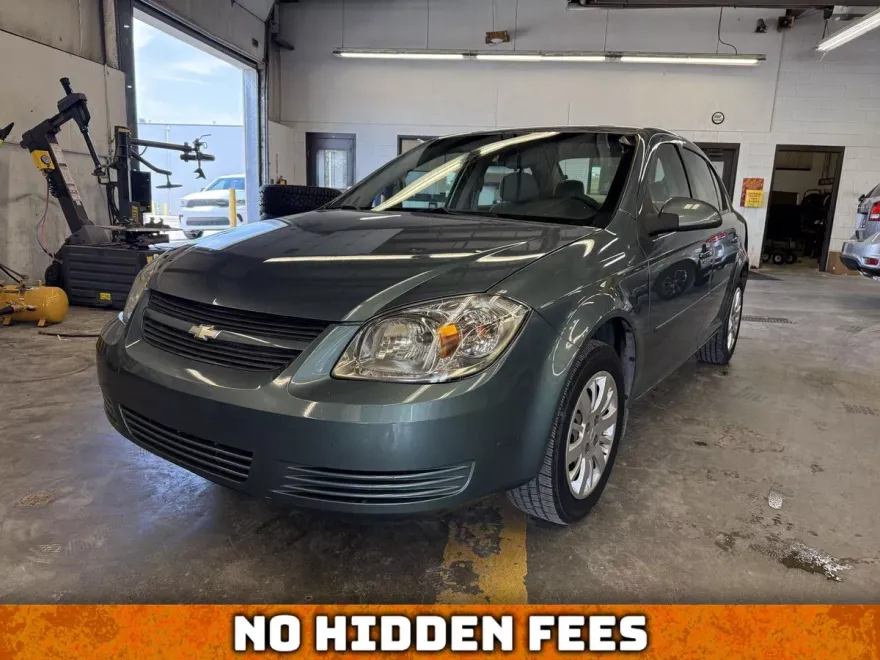 2010 Chevrolet Cobalt LT photo 1