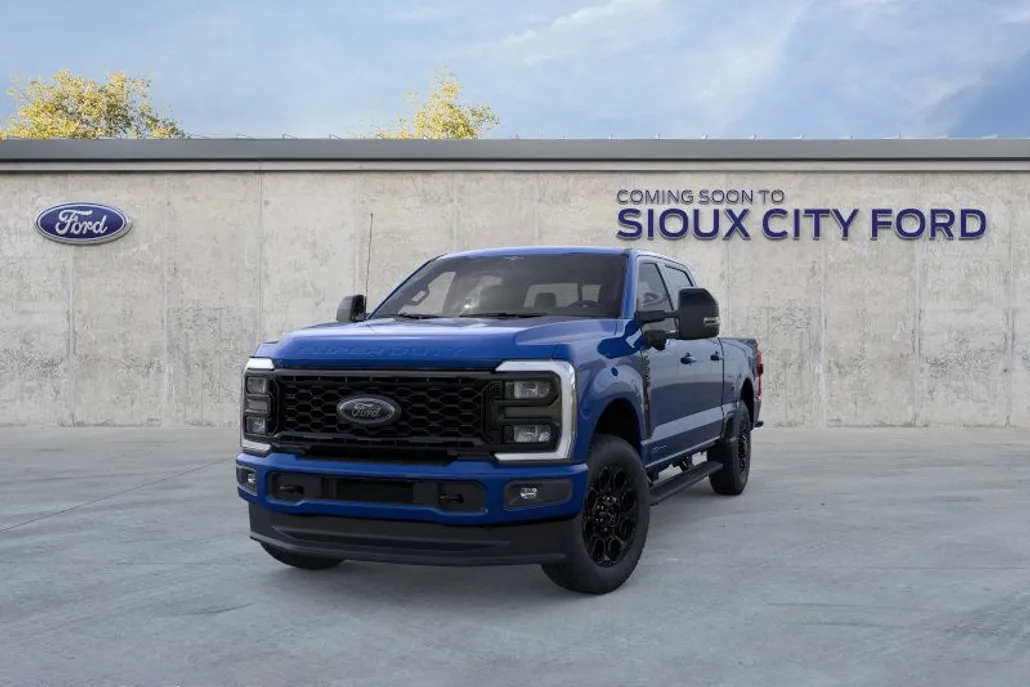 2026 Ford F-350 Lariat photo 1