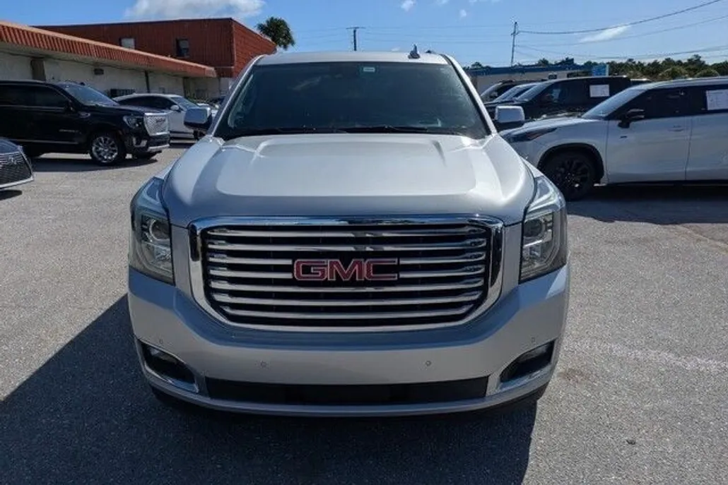 2020 Gmc Yukon SLT photo 1