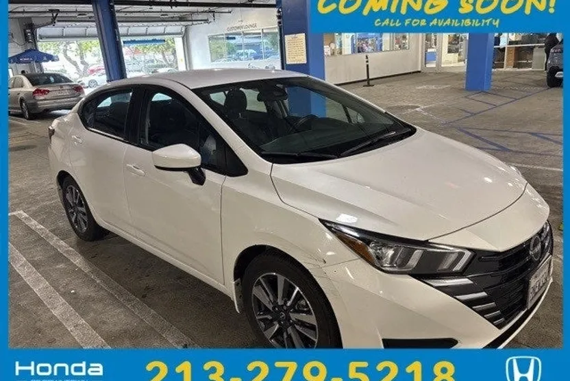 2024 Nissan Versa 1.6 SV photo 1