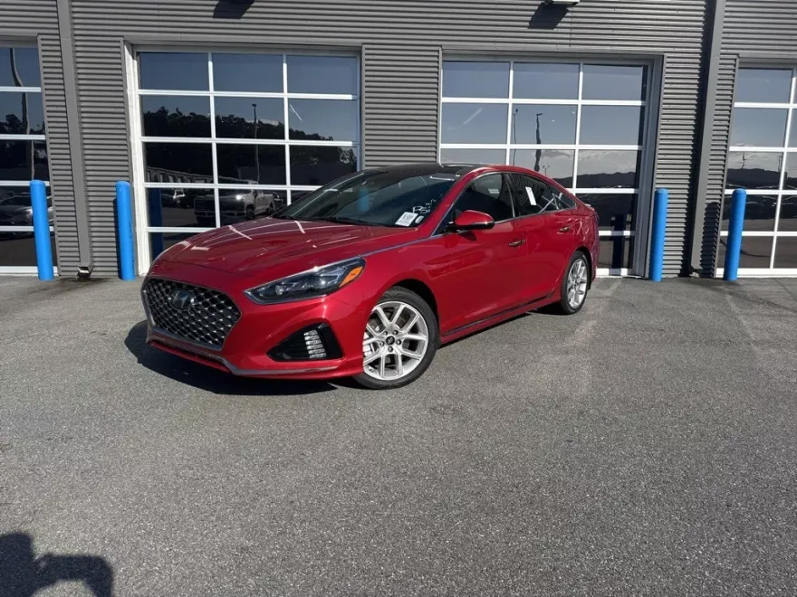 2019 Hyundai Sonata Limited photo 1