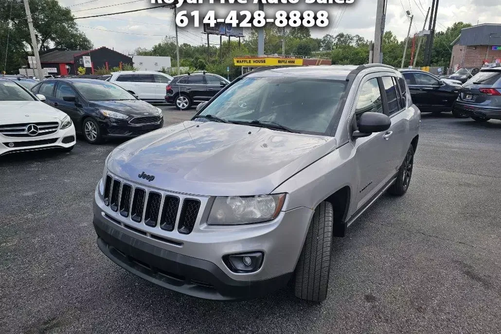 2015 Jeep Compass Sport photo 1
