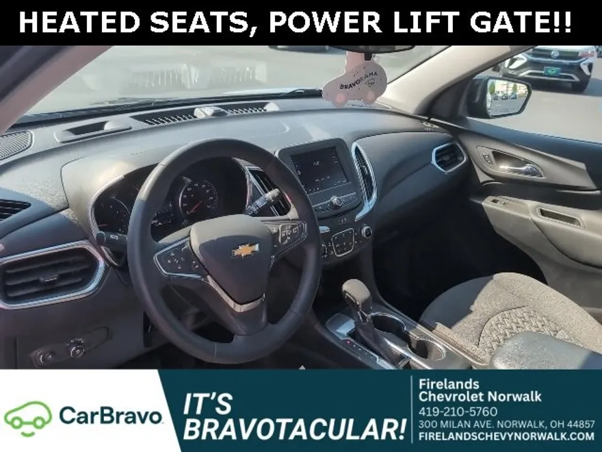 2023 Chevrolet Equinox LT photo 1