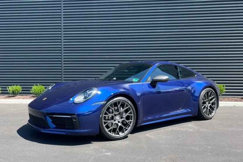 2023 Porsche 911 T photo 1
