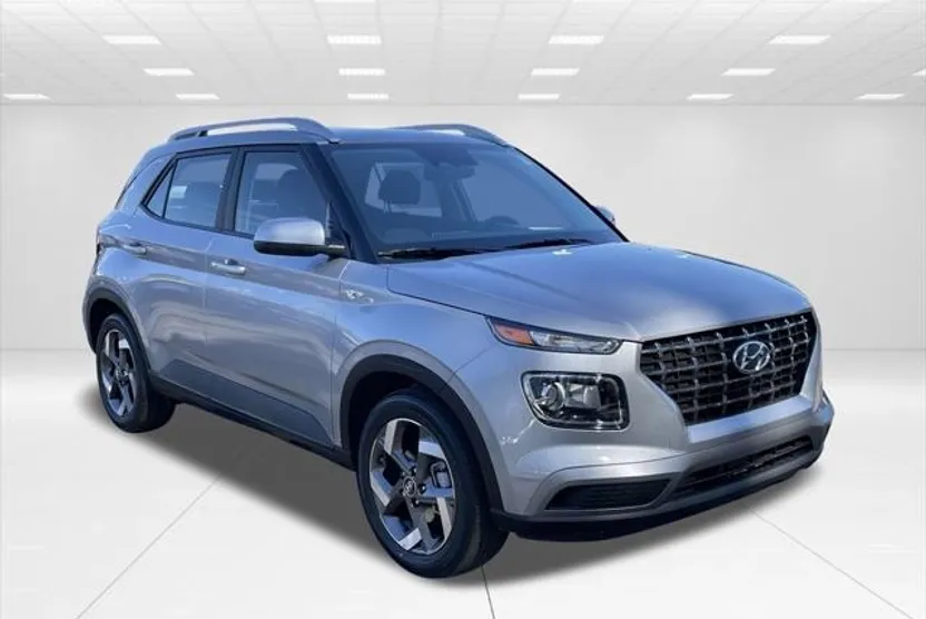 2025 Hyundai Venue SEL Limited photo 1