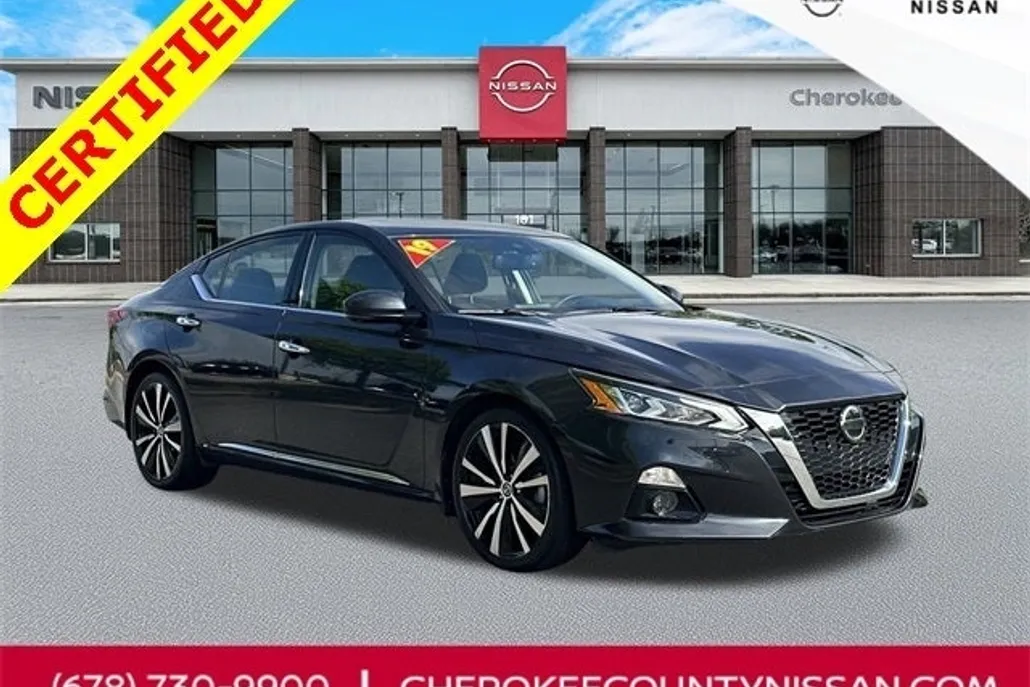 2019 Nissan Altima 2.5 Platinum photo 1