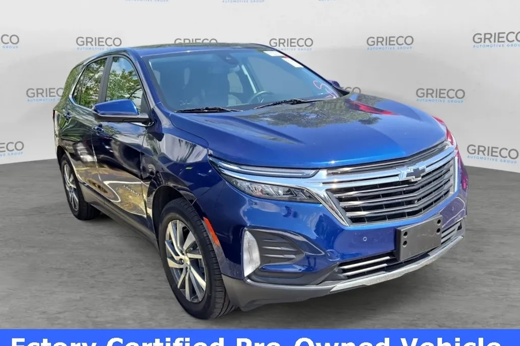 2022 Chevrolet Equinox LT photo 1