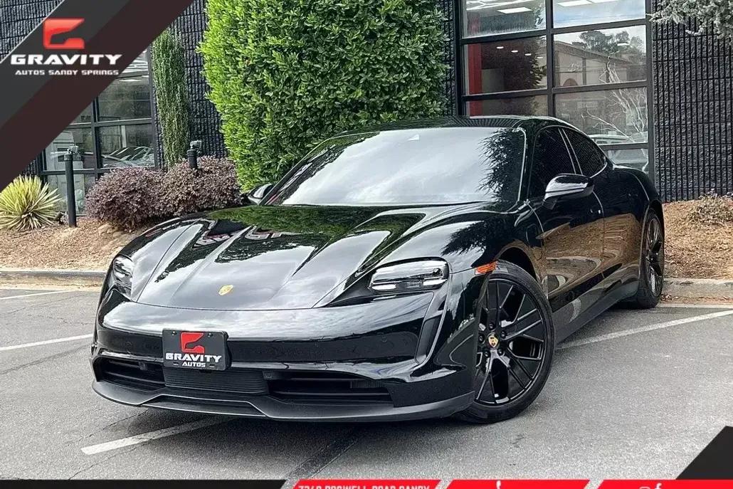 2021 Porsche Taycan Base photo 1
