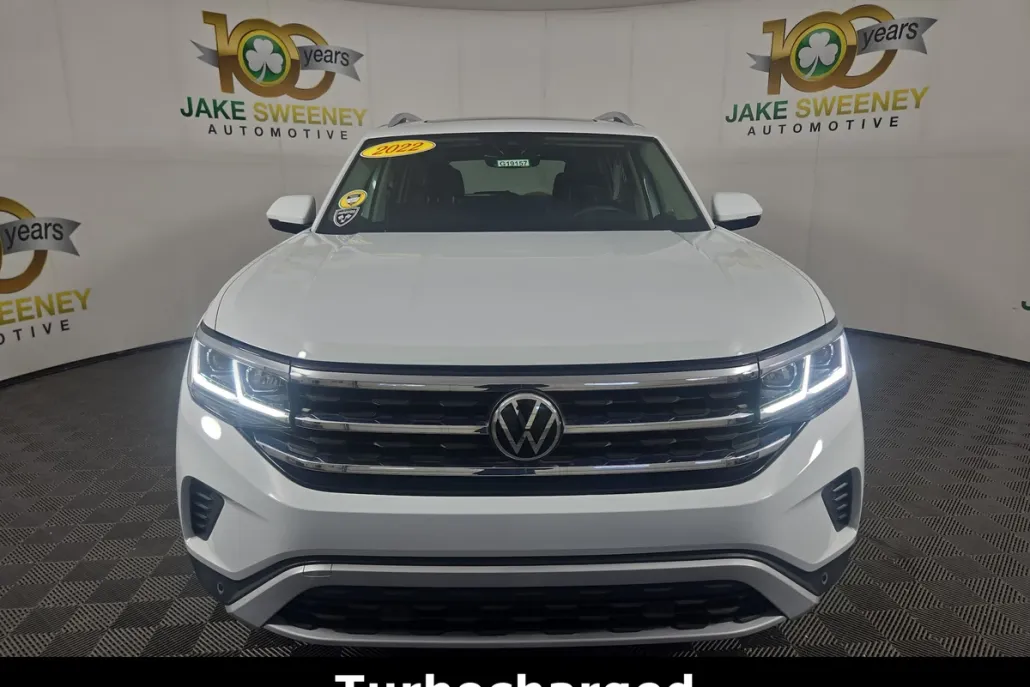 2022 Volkswagen Atlas SEL photo 1