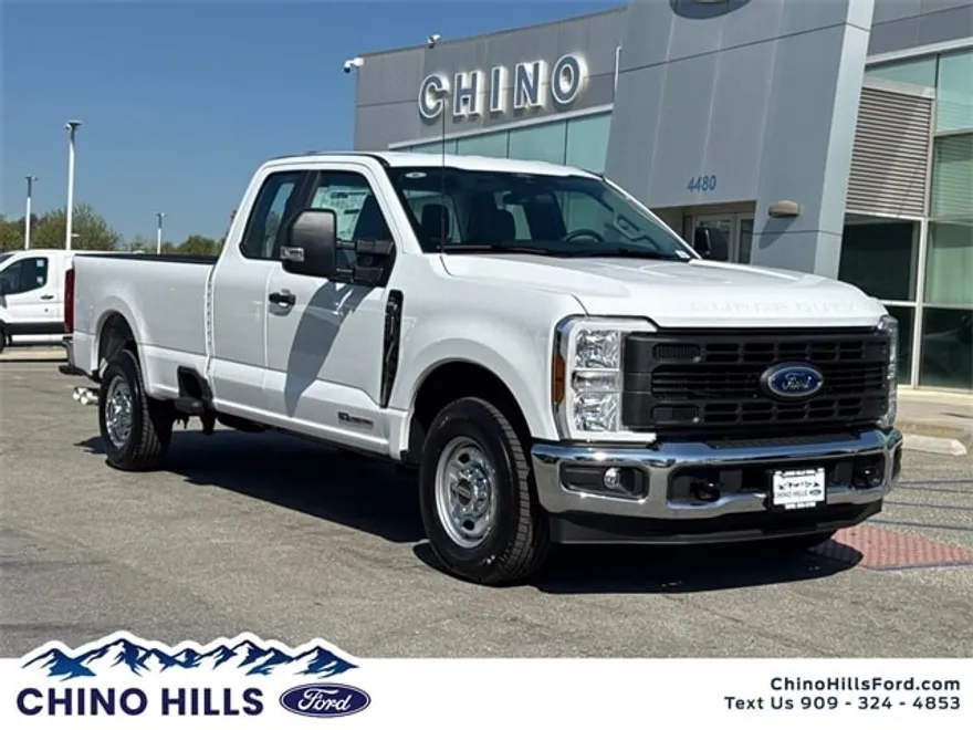 2025 Ford F-250 XL photo 1