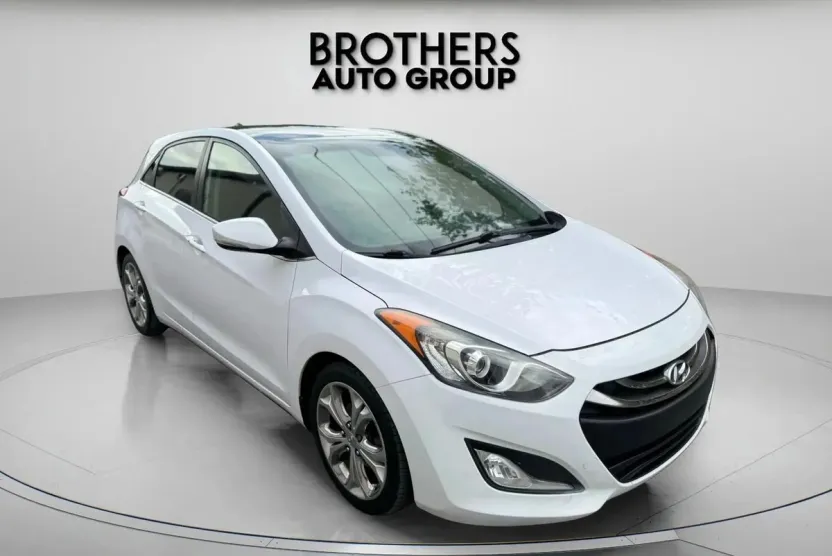 2015 Hyundai Elantra GT photo 1