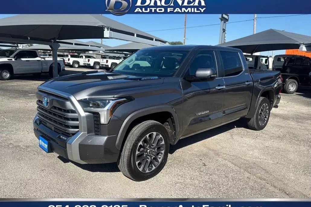 2024 Toyota Tundra Limited photo 1
