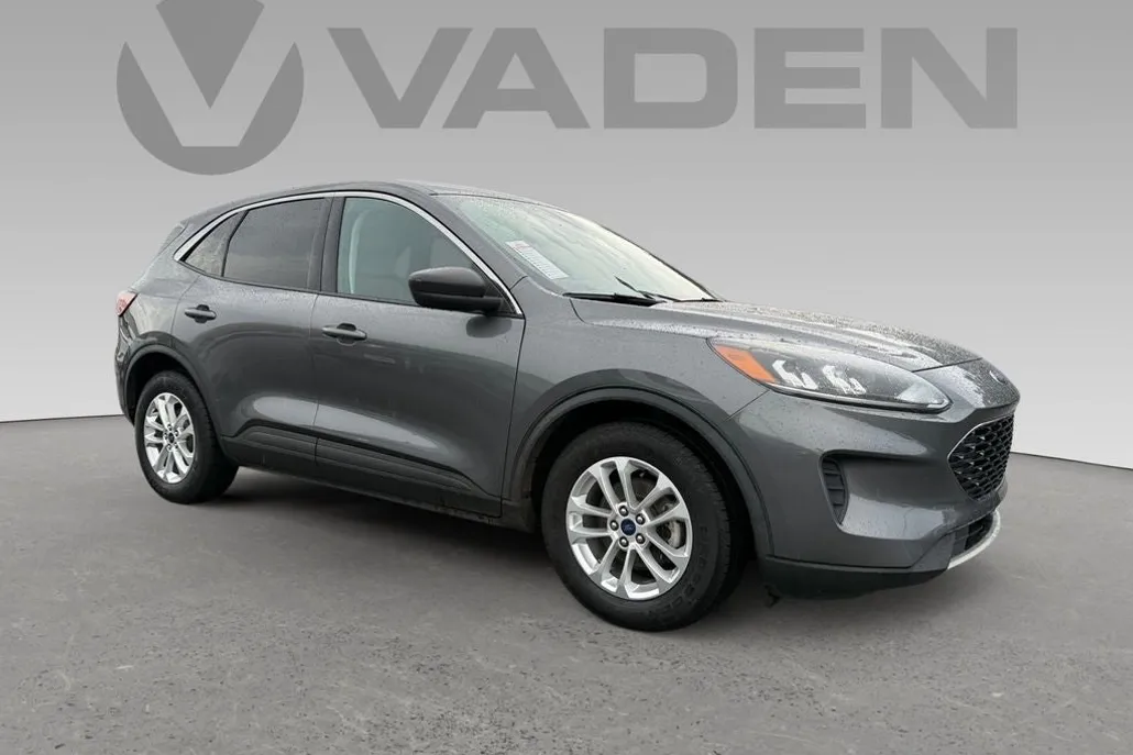 2022 Ford Escape SE photo 1