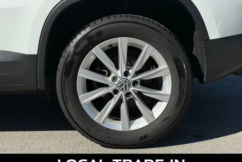 2014 Volkswagen Tiguan SE photo 1