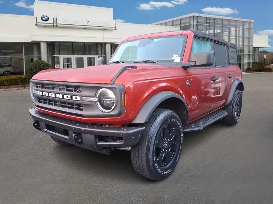 2022 Ford Bronco Base Big Bend Black Diamond Outer Banks photo 1