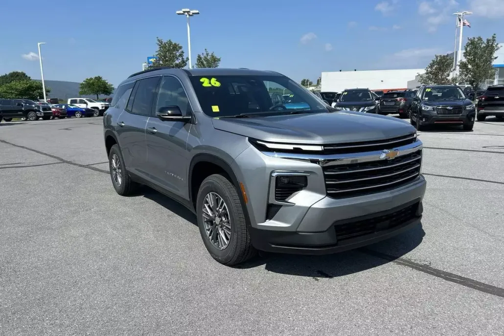 2026 Chevrolet Traverse photo 1
