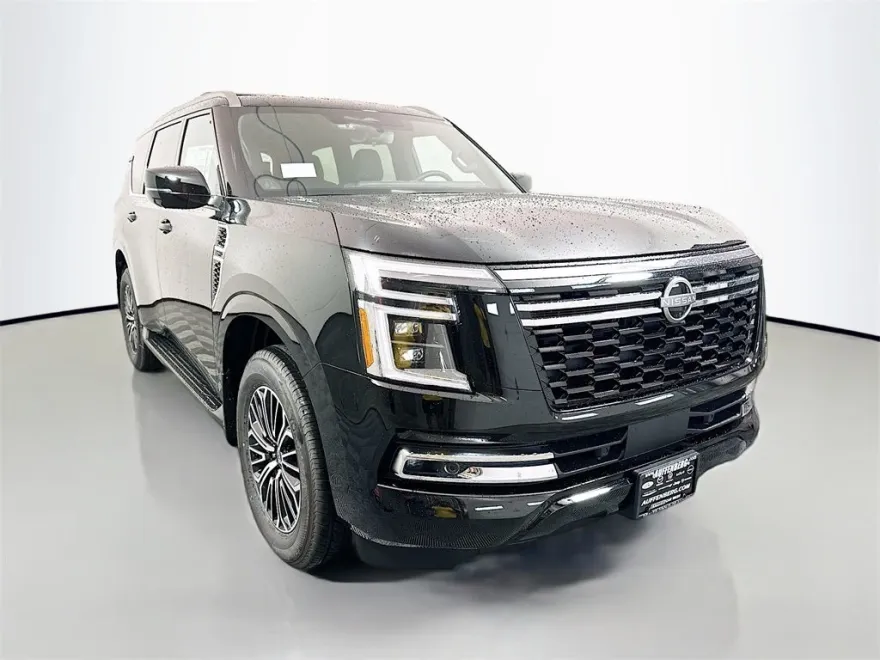 2025 Nissan Armada Platinum photo 1