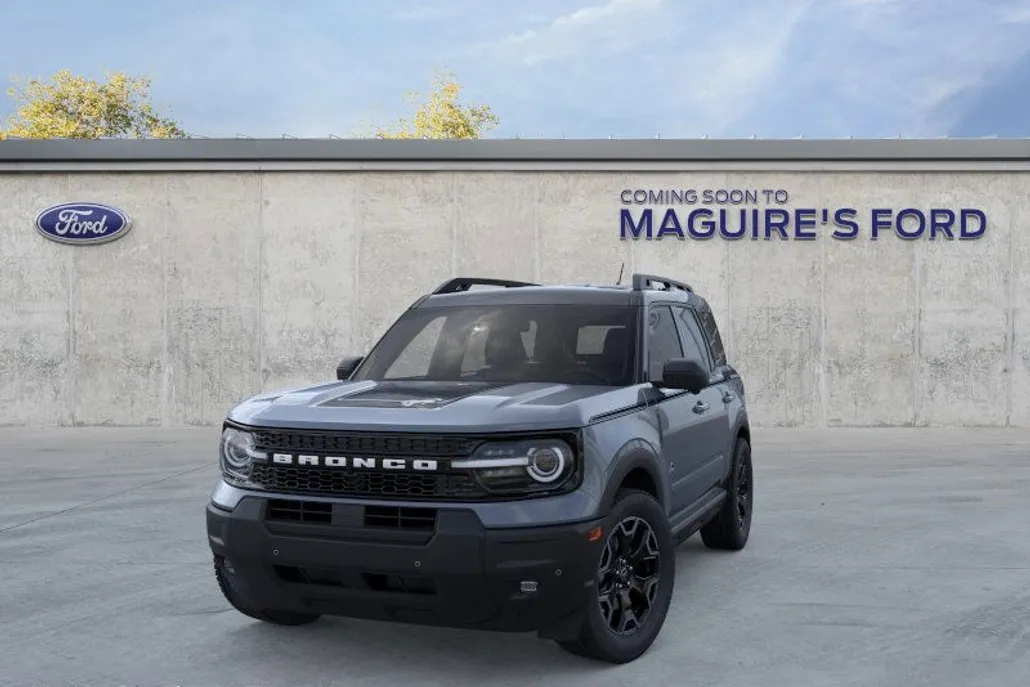 2025 Ford Bronco Sport Outer Banks photo 1