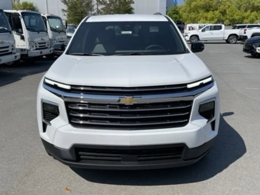 2026 Chevrolet Traverse photo 1