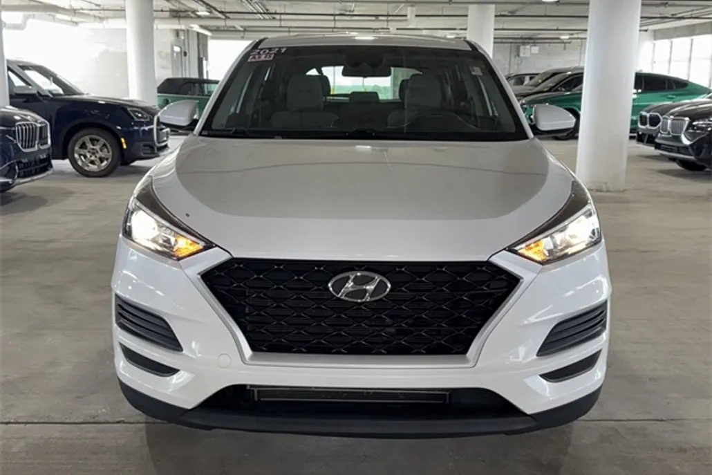 2021 Hyundai Tucson SE photo 1