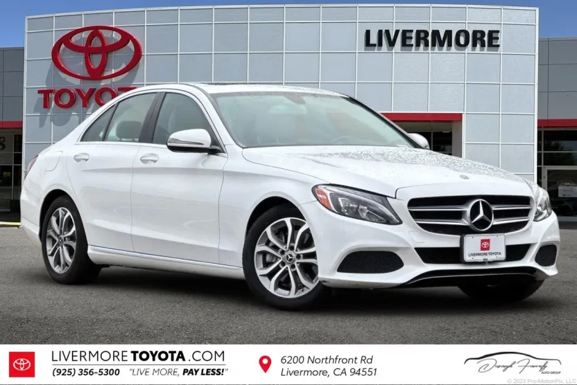 2018 Mercedes Benz C 300 photo 1