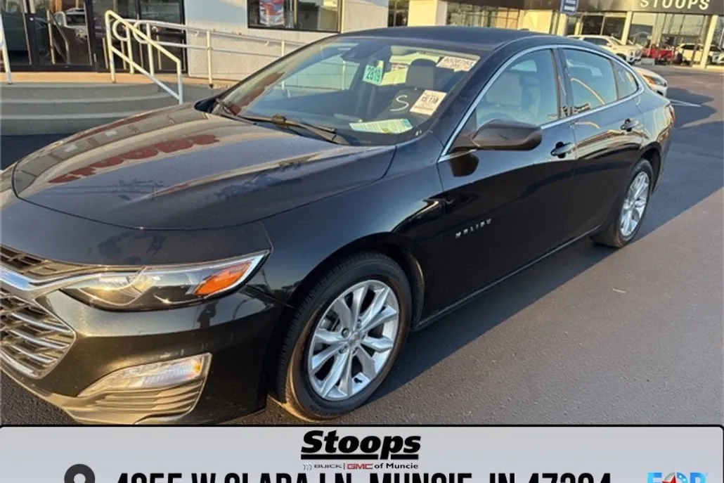 2023 Chevrolet Malibu 1LT photo 1