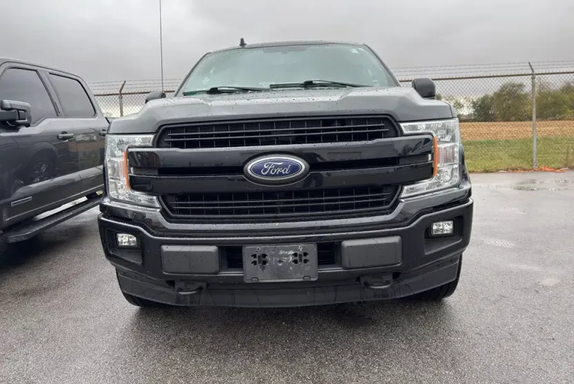 2018 Ford F-150 Lariat photo 1