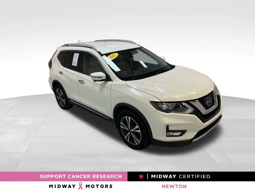 2017 Nissan Rogue SL photo 1