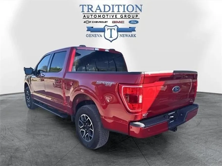 2022 Ford F-150 XLT photo 1