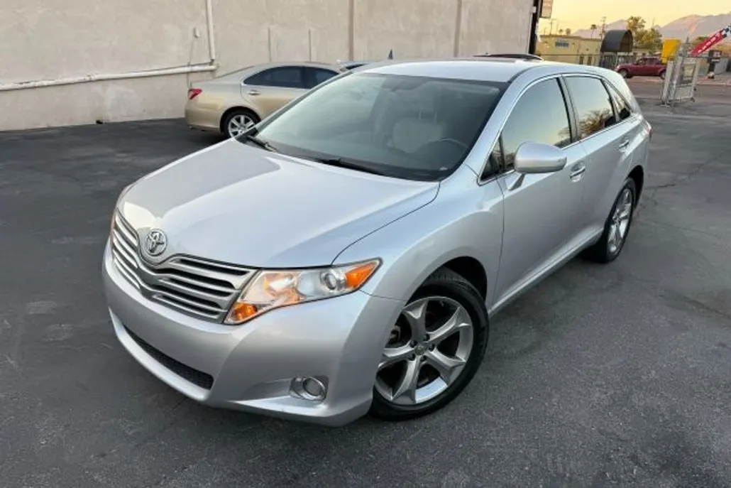 2009 Toyota Venza photo 1
