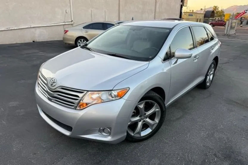 2009 Toyota Venza photo 1