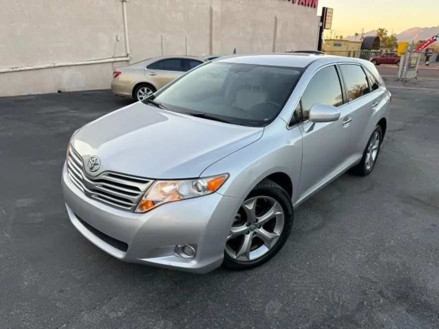 2009 Toyota Venza photo 1