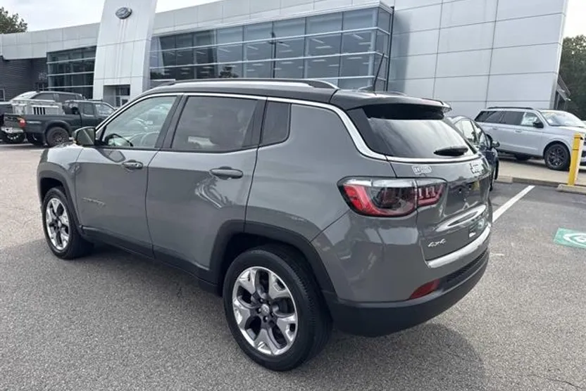 2021 Jeep Compass Limited photo 1