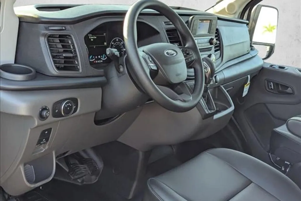 2025 Ford Transit photo 1