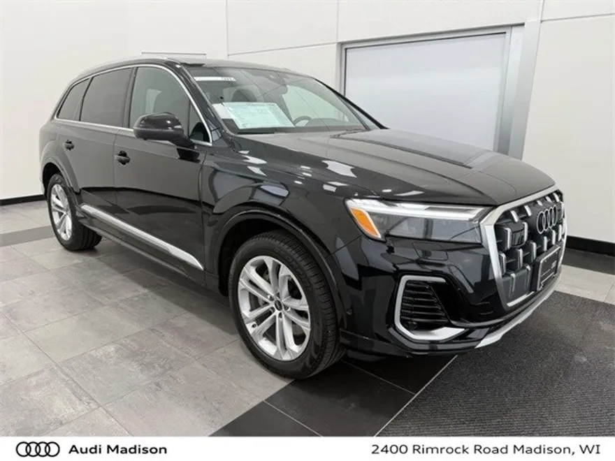 2025 Audi Q7 55 Premium photo 1